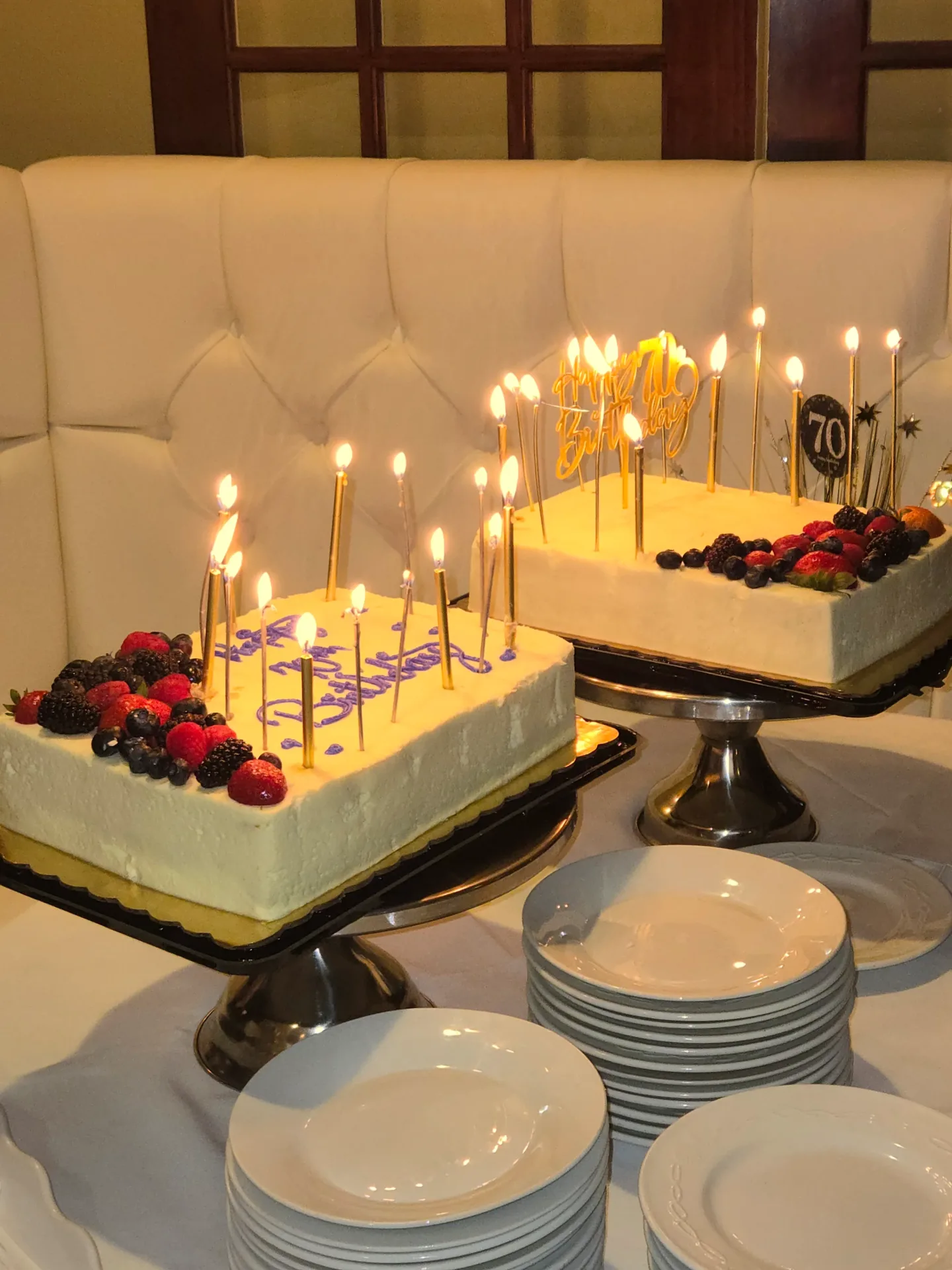 Celebration cake table
